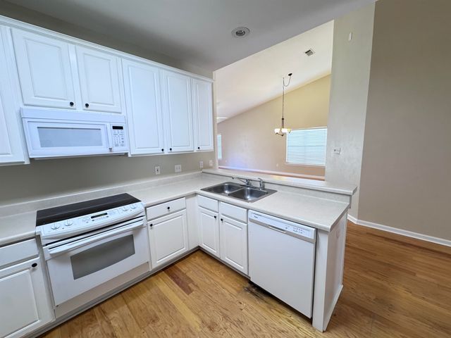 1125 Mosswood Chase, Tallahassee, FL 32312