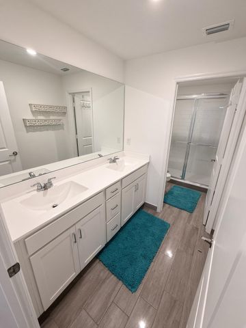 4180 Lagoon Shore Drive, Lake Worth, FL 33467