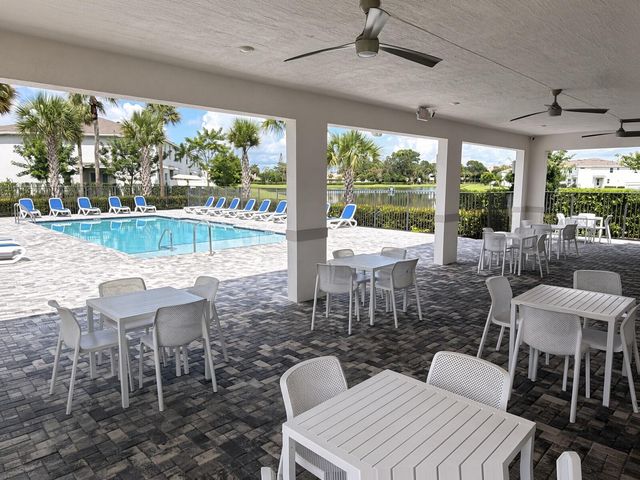 4180 Lagoon Shore Drive, Lake Worth, FL 33467
