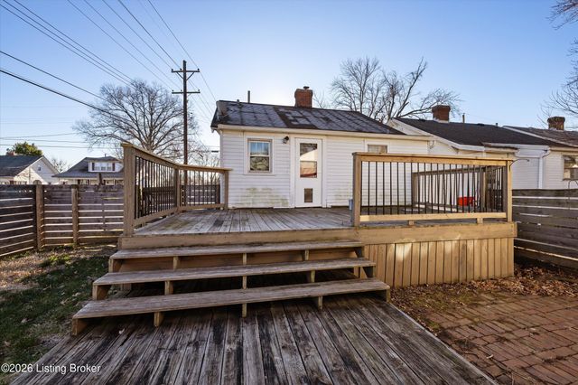 1043 Wetterau Ave, Louisville, KY 40217