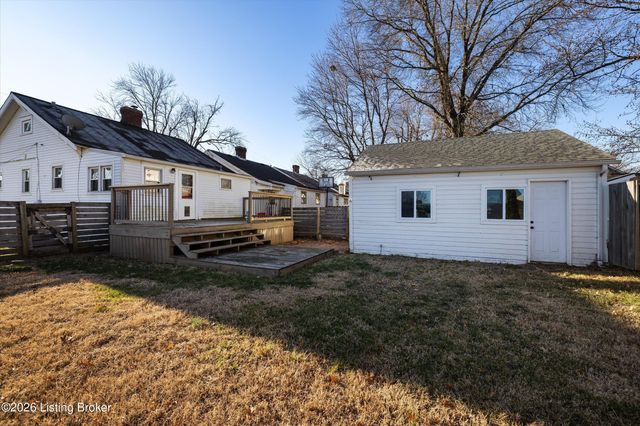 1043 Wetterau Ave, Louisville, KY 40217