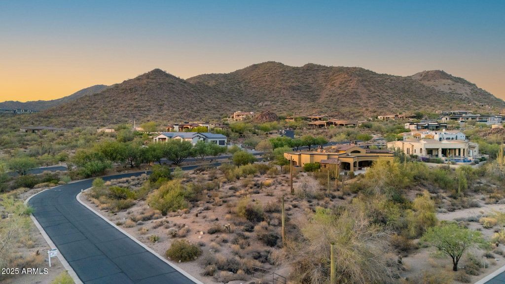 3547 N CRYSTAL PEAK Circle 4, Mesa, AZ 85207 — photo 2
