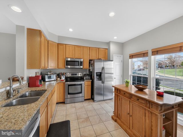 14334 STONEWATER CT, Centreville, VA 20121