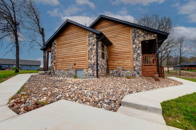 150 Sunshine Avenue, Cabool, MO 65689