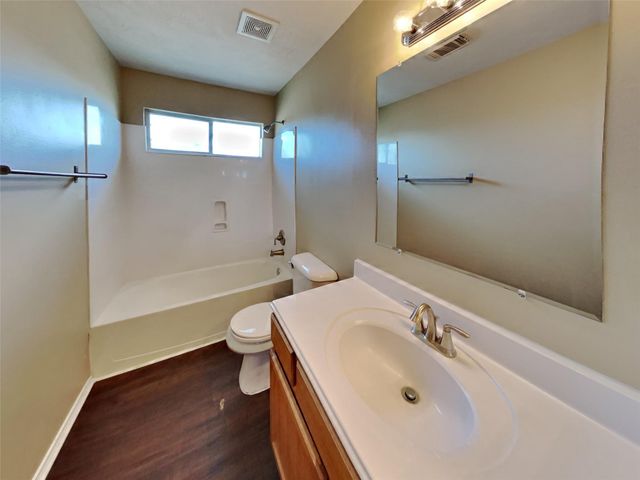 14231 Bonham Oaks Lane, Houston, TX 77047