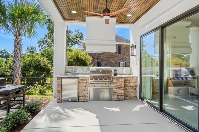 2208 Bentbill Circle, North Myrtle Beach, SC 29582