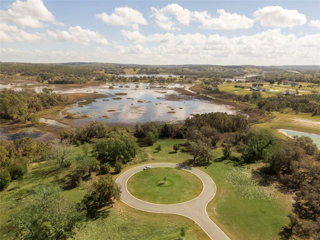 476 LONG AND WINDING RD, Howey In The Hills, FL 34737