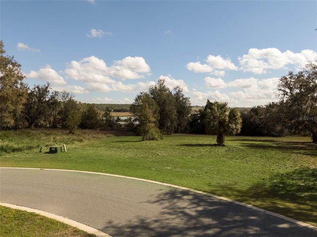 476 LONG AND WINDING RD, Howey In The Hills, FL 34737