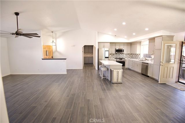 22585 Ocotillo, Apple Valley, CA 92308