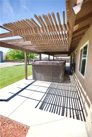 22585 Ocotillo, Apple Valley, CA 92308
