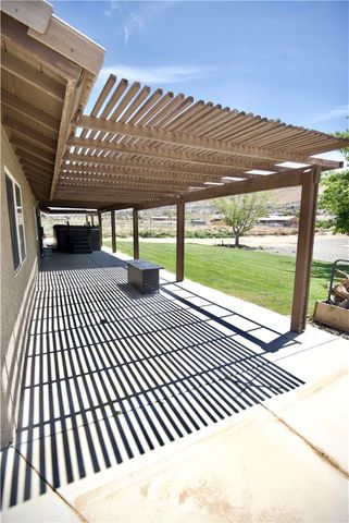 22585 Ocotillo, Apple Valley, CA 92308
