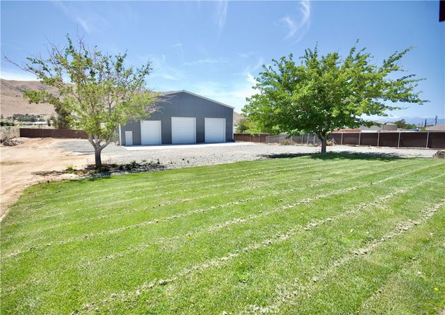 22585 Ocotillo, Apple Valley, CA 92308