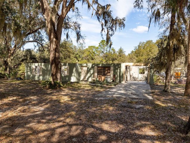 8725 TREASURE ISLAND ROAD, Leesburg, FL 34788