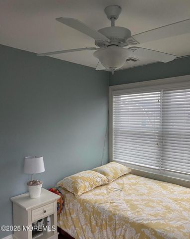 17 Via Ripa Way, Sea Bright, NJ 07760