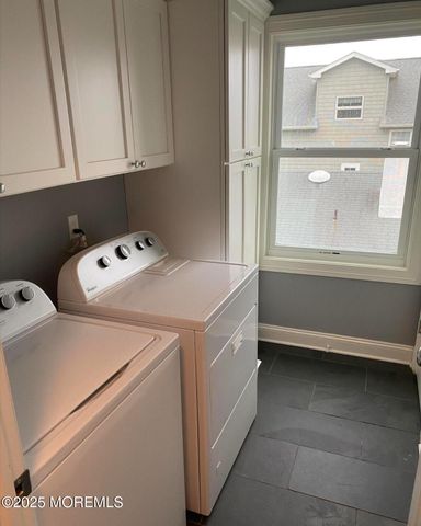 17 Via Ripa Way, Sea Bright, NJ 07760