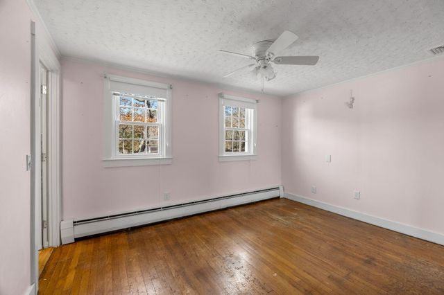 41 Depot Road W, West Harwich, MA 02671