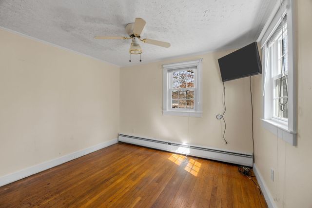 41 Depot Road W, West Harwich, MA 02671