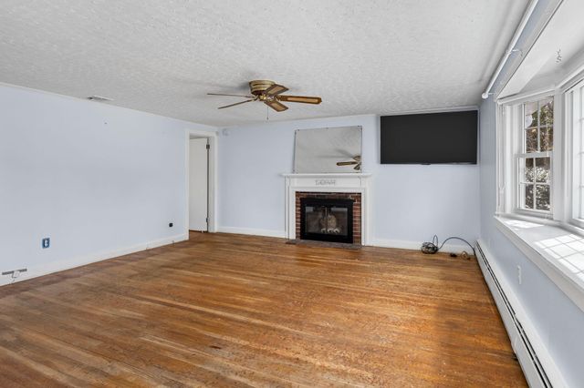 41 Depot Road W, West Harwich, MA 02671