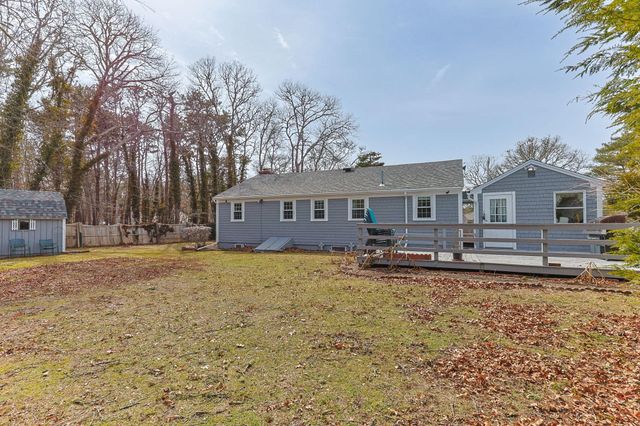 41 Depot Road W, West Harwich, MA 02671