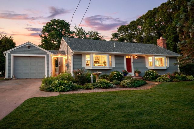 41 Depot Road W, West Harwich, MA 02671