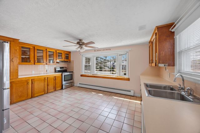 41 Depot Road W, West Harwich, MA 02671