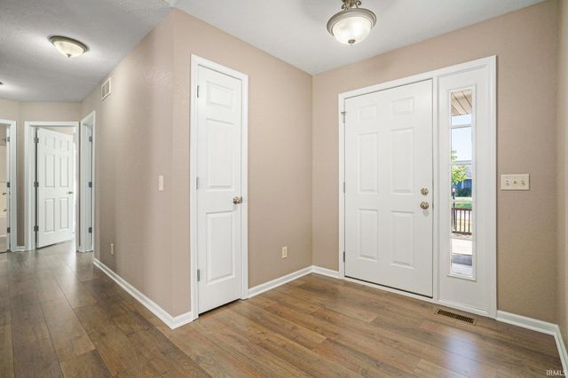 1235 Mintcrest Drive, Goshen, IN 46526