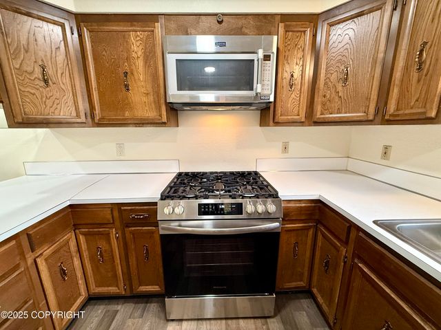 2068 Cliffside Drive, Anchorage, AK 99501