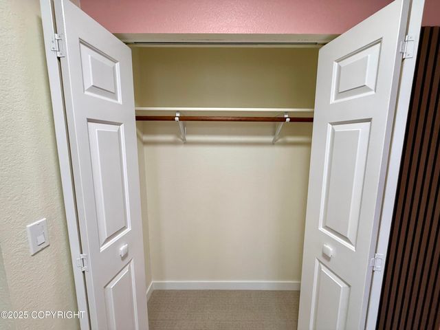 2068 Cliffside Drive, Anchorage, AK 99501