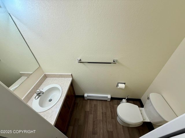 2068 Cliffside Drive, Anchorage, AK 99501