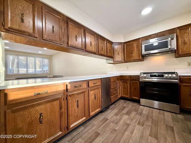 2068 Cliffside Drive, Anchorage, AK 99501