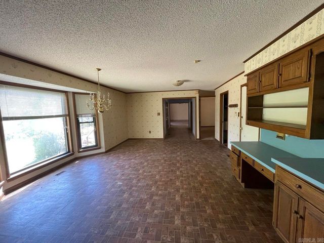 2800 Meadow Ridge, Benton, AR 72019