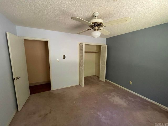2800 Meadow Ridge, Benton, AR 72019