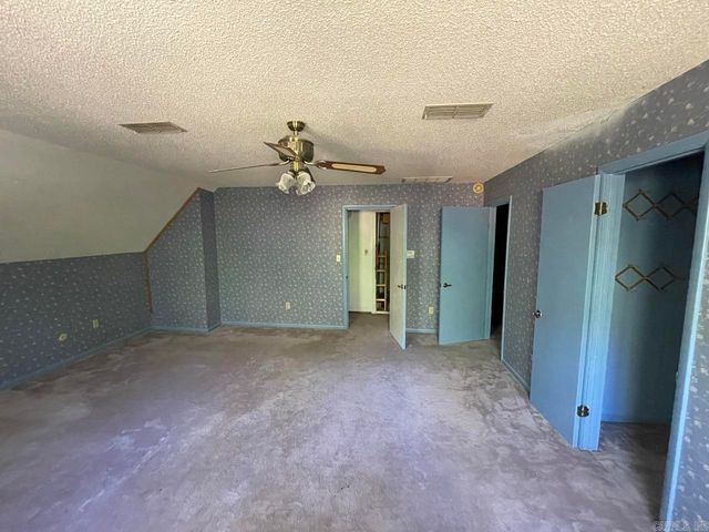 2800 Meadow Ridge, Benton, AR 72019