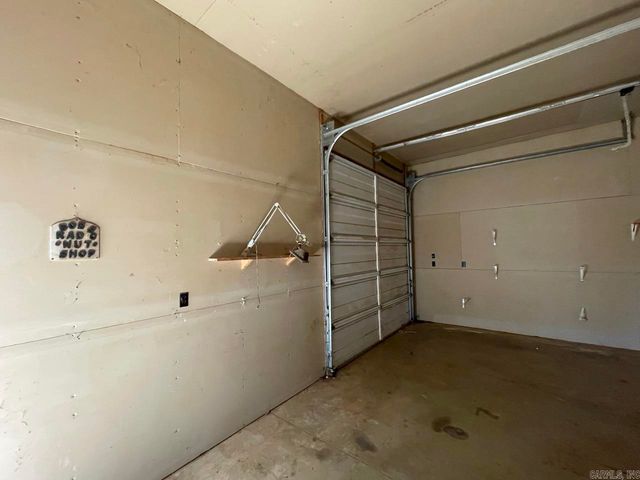 2800 Meadow Ridge, Benton, AR 72019