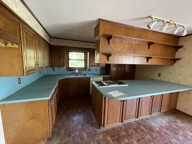 2800 Meadow Ridge, Benton, AR 72019