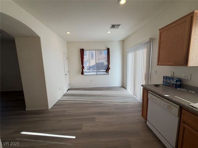 6573 Coronado Canyon Avenue, Las Vegas, NV 89142