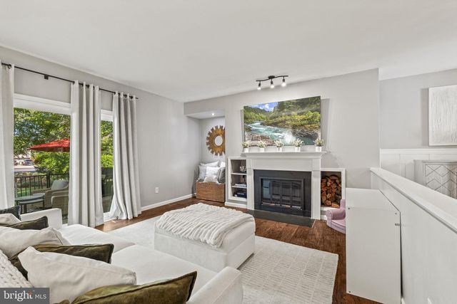 907 KINGS CROFT, Cherry Hill, NJ 08034