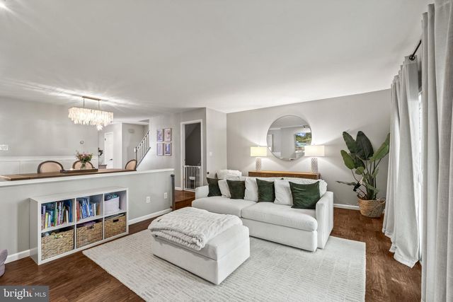 907 KINGS CROFT, Cherry Hill, NJ 08034
