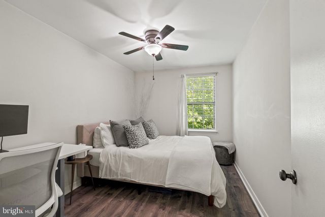 907 KINGS CROFT, Cherry Hill, NJ 08034