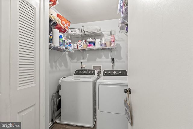 907 KINGS CROFT, Cherry Hill, NJ 08034