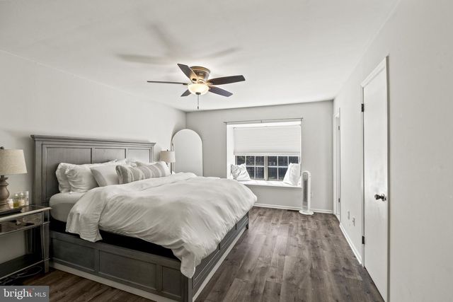907 KINGS CROFT, Cherry Hill, NJ 08034
