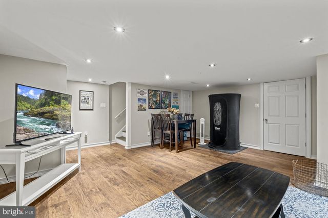 907 KINGS CROFT, Cherry Hill, NJ 08034