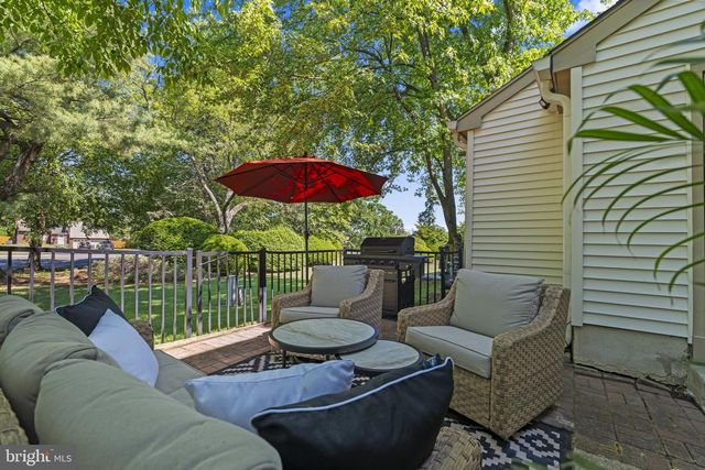 907 KINGS CROFT, Cherry Hill, NJ 08034