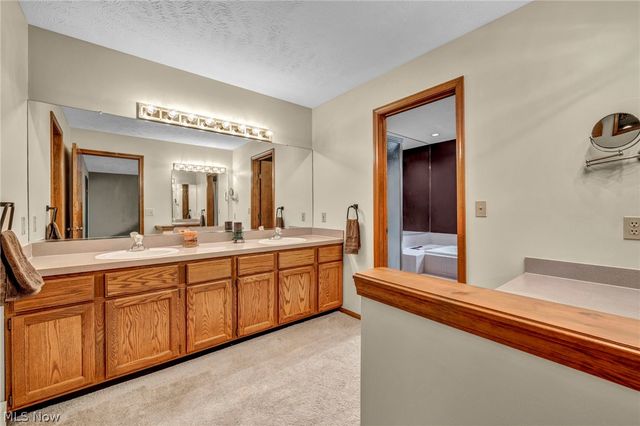 5810 Ely Vista Drive, Parma, OH 44129