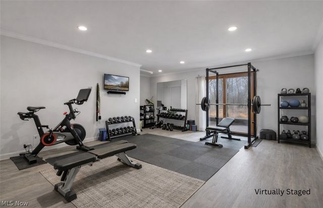 5810 Ely Vista Drive, Parma, OH 44129