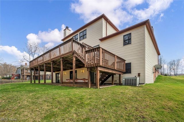 5810 Ely Vista Drive, Parma, OH 44129