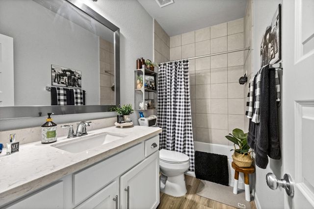 7510 Heather Arbor Trail, Pasadena, TX 77505
