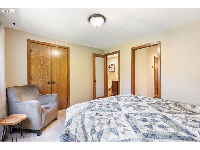 937 WILLAMINA Ave, Forest Grove, OR 97116