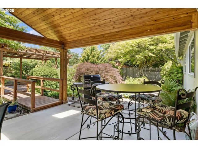 937 WILLAMINA Ave, Forest Grove, OR 97116
