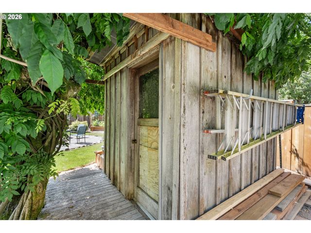 937 WILLAMINA Ave, Forest Grove, OR 97116
